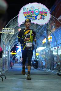 BIB: 5315
                            <button type="button" onclick="openModal(21830295)" class="btn btn-primary btn-sm float-right btn-popup" data-toggle="modal" data-target=".modal-high-quality">
                        <i class="fas fa-shopping-cart"></i> Add to Cart
                    </button>
                                            <button type="button" onclick="isThisMe(21830295, true)" class="btn btn-success btn-sm float-right btn-popup btn-isme hidden" data-toggle="tooltip" data-placement="bottom" title="นี่คือรูปของคุณใช่ไหม คลิกที่นี่เพื่อเอาเข้าอัลบั้ม">
                        <i class="fas fa-plus"></i> Add to album
                    </button>
                    <button type="button" onclick="isThisMe(21830295, false)" class="btn btn-warning btn-sm float-right btn-popup btn-isnotme hidden">
                        <i class="fas fa-ban"></i> Remove from album
                    </button>